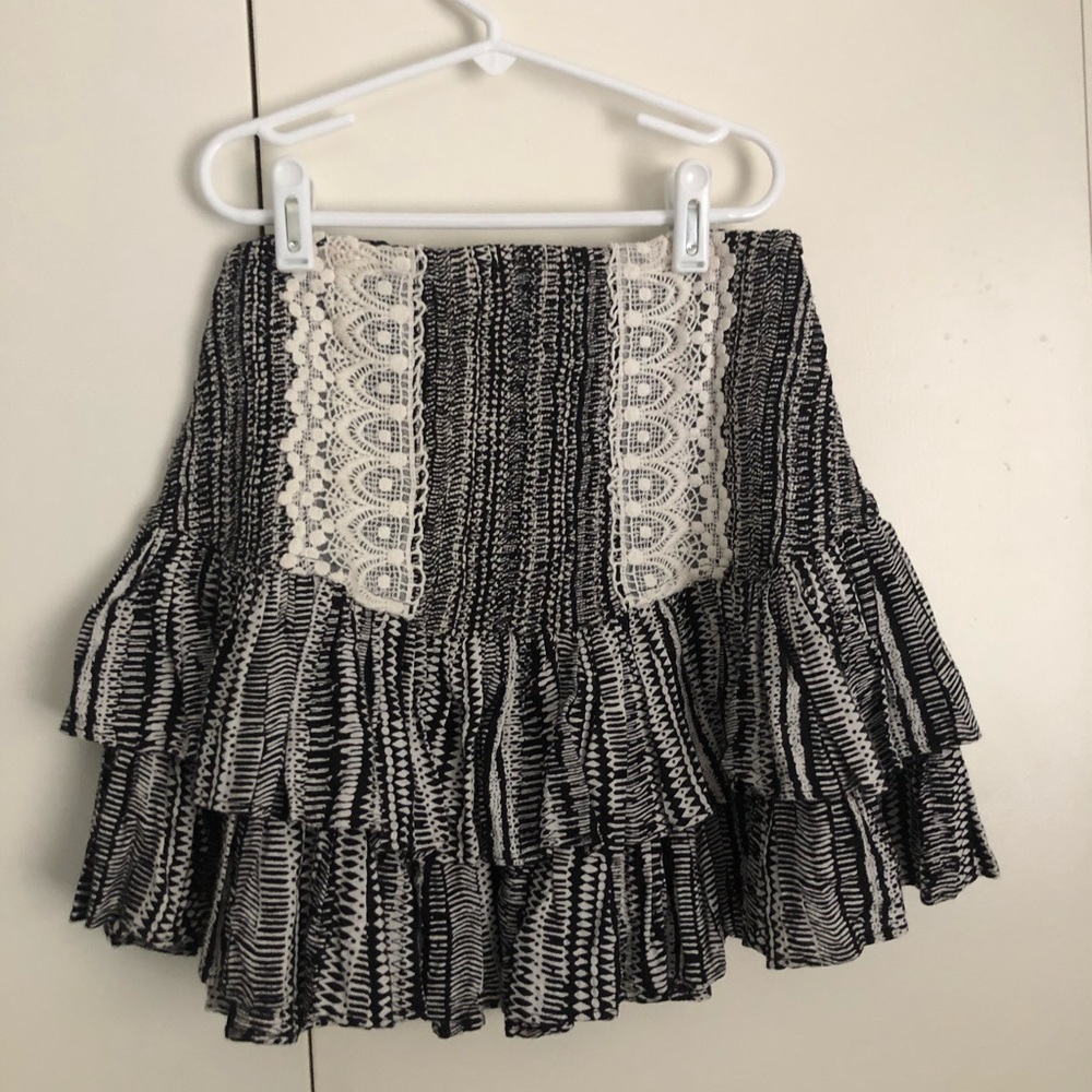 Black and White smocked skirt
